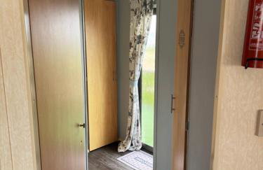 Kingfisher Caravan Platinum and Silver - Foto 16