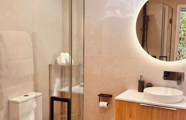 Watermark Studio Apartments - Photo 28