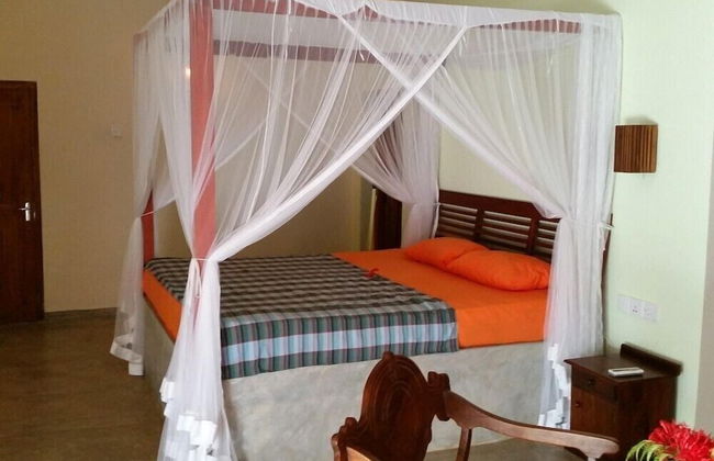 Unawatuna Apartments - Photo 9