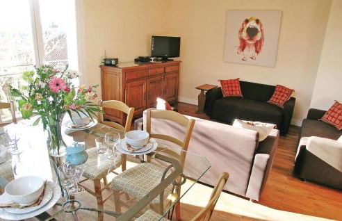 Awesome Home In Peyrat Le Château - Foto 2