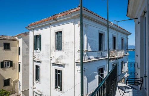 Fotiadis Family Luxury Suites by Konnect - Photo 80