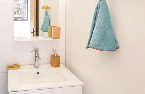 Gorgeous Home In Créances With Wifi - Foto 27