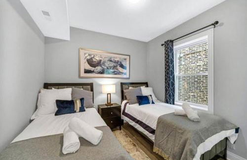 Spacious Haven 8-Min to Chicago Sleeps 10 - Foto 18