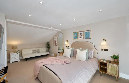 Stylish 4 bed home in Old Trafford next to MUFC - Foto 8