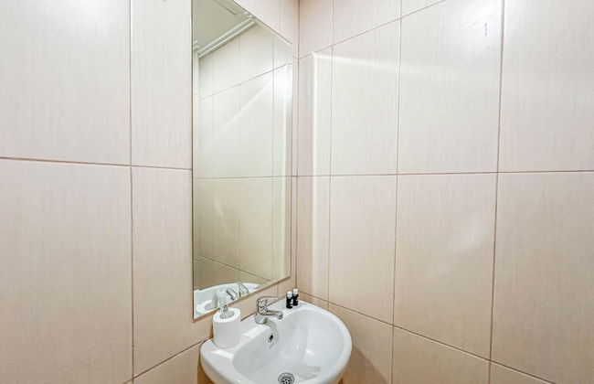 Restful And Good Choice Studio At Tamansari Papilio Apartment - Foto 16