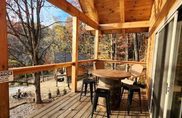 Modern Spacious Cabin near Tappan Lake with Jacuzzi and Panoramic Views in Ohio - Foto 7