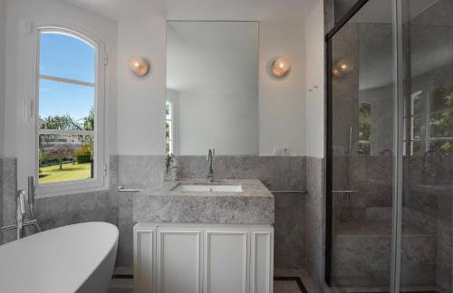 Luxury 3BR House with Private Pool & Stunning Interiors - Foto 34