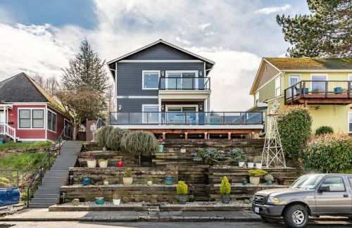 Spacious 3BR Home Sleeps 8 Private Backyard - Foto 5