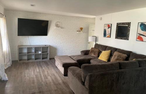 Lovely 2 Bed Room Apartment, all to yourself - Foto 22