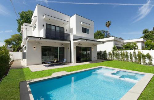 Posh Luxury Modern Home with Pool Spa and Rooftop Deck - Foto 48