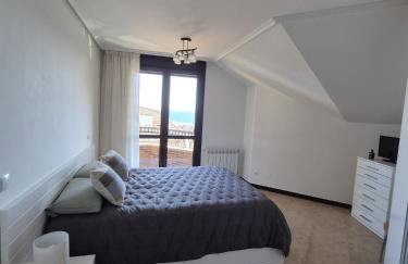 Dúplex 3 habitaciones y 2 baños Fantásticas vistas al mar - Photo 10