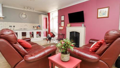 The Tack Room - Photo 3