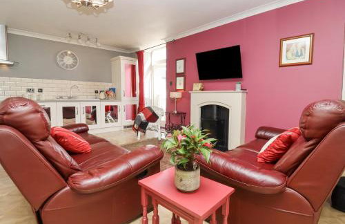 The Tack Room - Photo 3