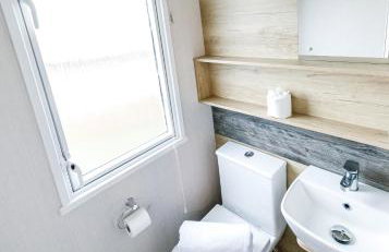 2Bed Whitley Bay Home - Free Parking, Close to beach & St Mary's Lighthouse - Photo 79