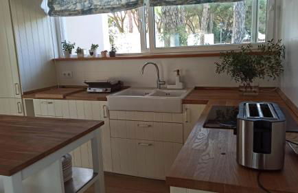 Diseño y luz entre los pinos - Foto 13