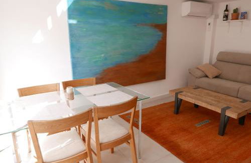 Natural park, terrace and pool - Photo 7