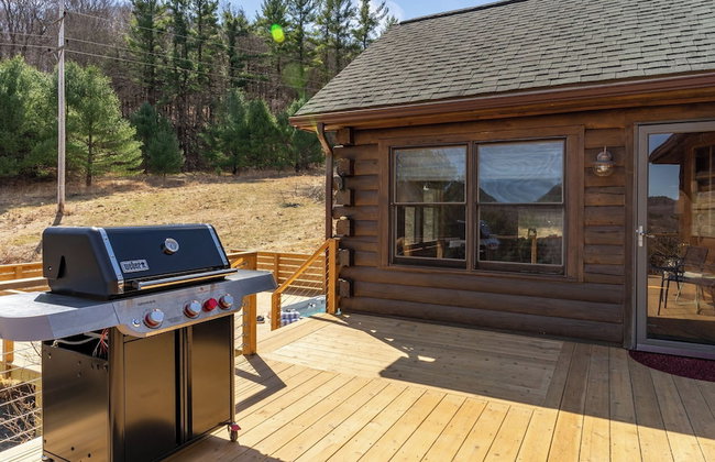 Secluded w/ Deck Views, Hot Tub, & Ping Pong Hudson in the Berks by Avantstay - Foto 104