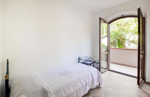 3 Bedroom Cozy Apartment In Gubbio - Foto 18