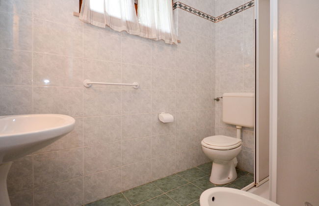 3 bedroom House in Lignano Sabbiadoro with garden and terrace - Photo 12