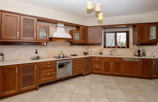 Villa Seragio - With 60m Private Pool - Foto 24