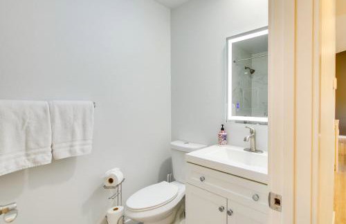Modern Woodinville Home w/ Hot Tub + Sauna! - Foto 18
