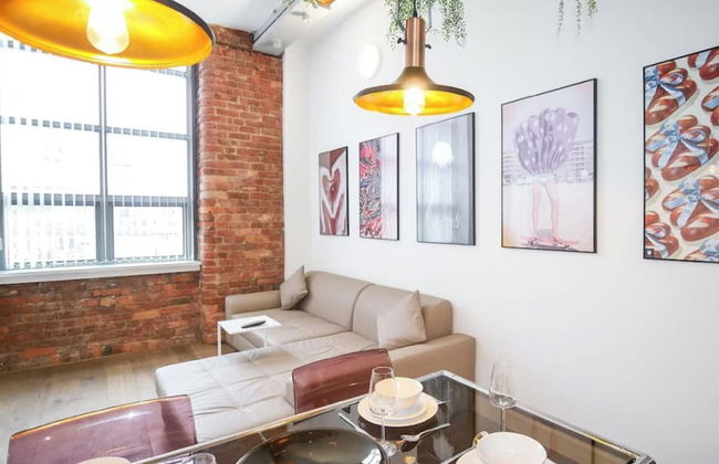 1-bed Loft Apartment - Free Parking, Central - Foto 13