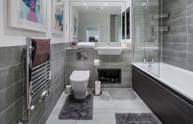 Skyline View 1 Bed Apartment Sleeps 2 - Balcony - Foto 9