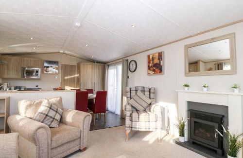 Snape Lodge - Photo 8