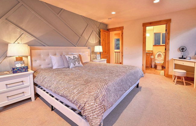 The Elevator House Sleeps 10! - Foto 6