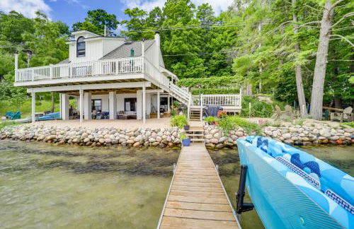 Updated Glen Arbor Cottage on Lake Dock and Mooring - Foto 2