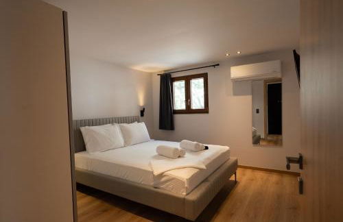 Korifes Meteora lithari 01 - Foto 17