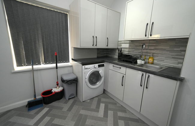 Telford - Apartment - Sleeps 5 - Flat 4 - Foto 6