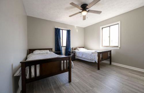 Spacious Duplex Home in Downtown Indy-Family Friendly - Foto 27