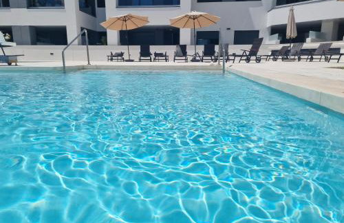 TOPLAGE Marbella Neubau Luxus-Apartment, Strand und Altstadt in Minuten zu Fuss - Photo 1