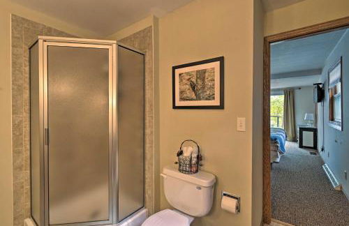 Spacious Lakehouse with Deck, Kayaks, and Dock! - Foto 23