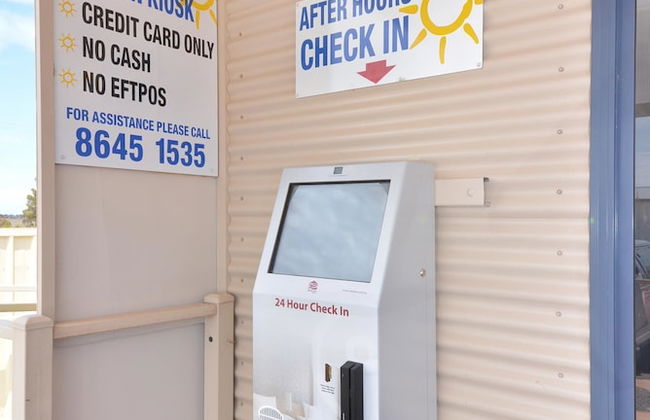 Sundowner Cabin and Tourist Park - Photo 3