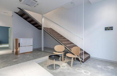 Chic & Comfortable Apartment, Private Terrace - Photo 34