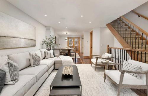 Central AC, Updated 4 BR, 4-5 BA Townhouse, Pool - Foto 13