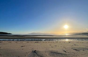 Greenwood South - Luxury beachfront home with log burner - Foto 13