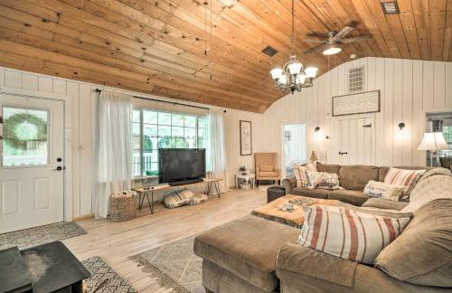 Strawberry Hill Cabin 5 Mi to Skiing and Lake - Photo 6