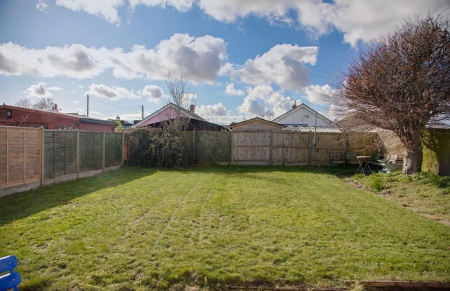 Bungalow 2 min Walk to Beach and sea Sleeps 6 - Foto 51