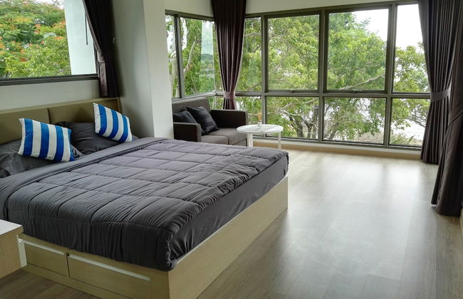 Sonrisa Sriracha - Photo 4