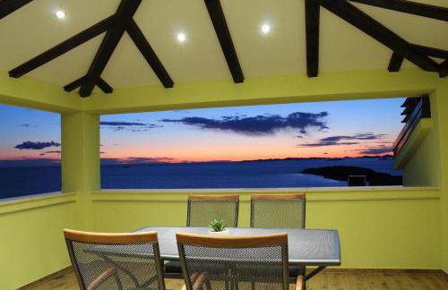 Penthouse Ema - Photo 42