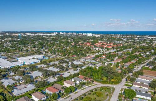 Lucky Day Retreat with Game Room, Heated Pool, Park, Resort Style Amenities - Photo 11