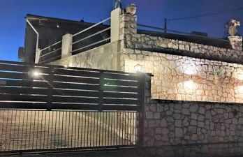 Aoria Traditional House With Stuning Mountain View - Foto 27