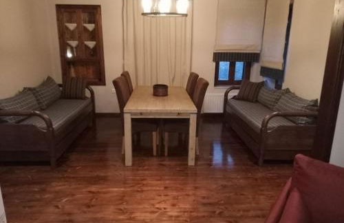 Τείχιο Πατρικό - Tihio Patriko - Πέτρινη κατοικία - Foto 2