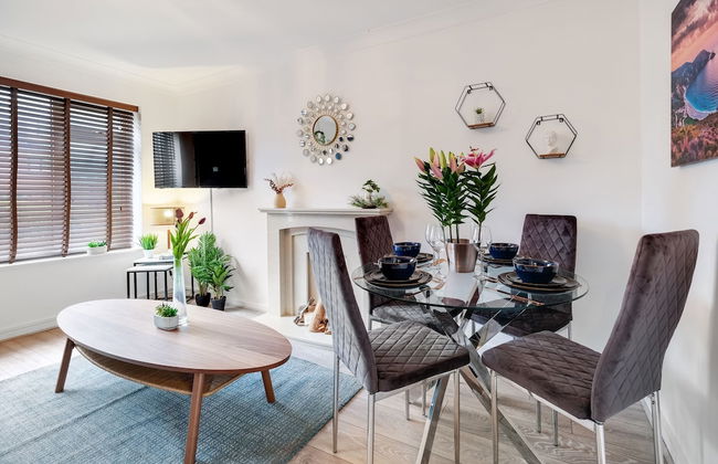 Bourne Court Attractive 1 bdrm Apartment - Photo 8