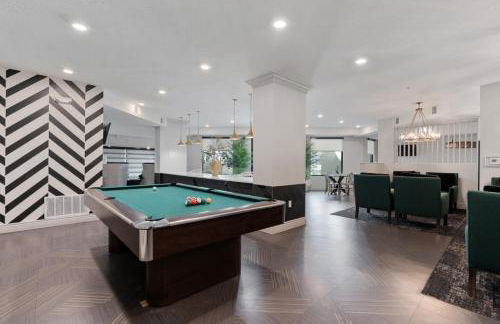 Unique SLC Getaway 2-Bed, 2-Bath with Fire Pit - Foto 37