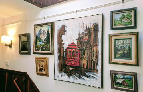 Perfect Location - 4BD,1BA - Restored Redwood Home - Foto 41