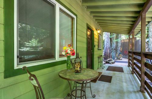 Vino Velo Retreat! Redwoods! Hot Tub!! Fire Table!! BBQ!! Game Room!! Fast WiFi!! Dog Friendly!! - Foto 9